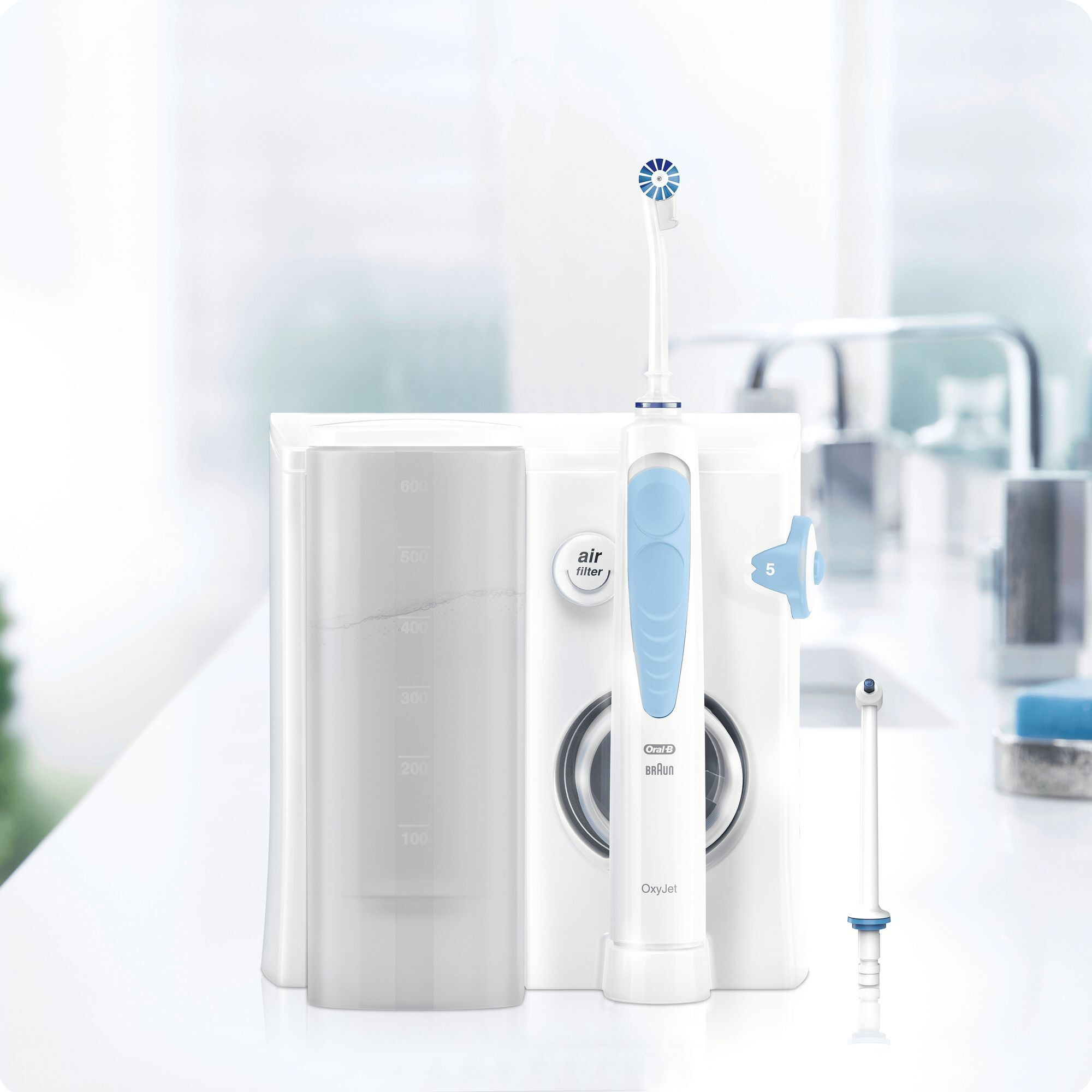 Oral-B Healt Center Idropulsore con 2 Beccucci Oxyjet 2 Beccucci con Getto Acqua - immagine 2
