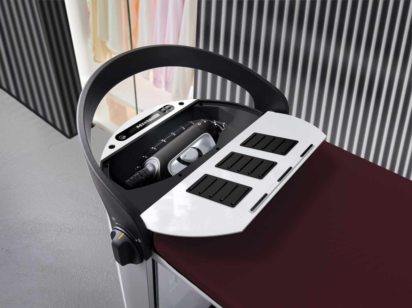 Miele B4312 Asse da Stiro Fashion Master - immagine 4