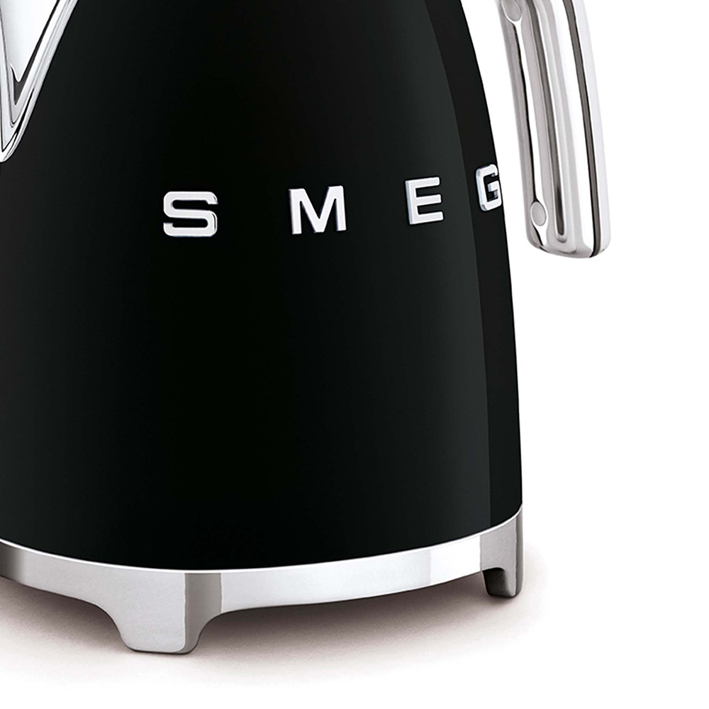 Smeg KLF03BLEU Bollitore Elettrico Nero 2400W 1.7 Litri - immagine 2