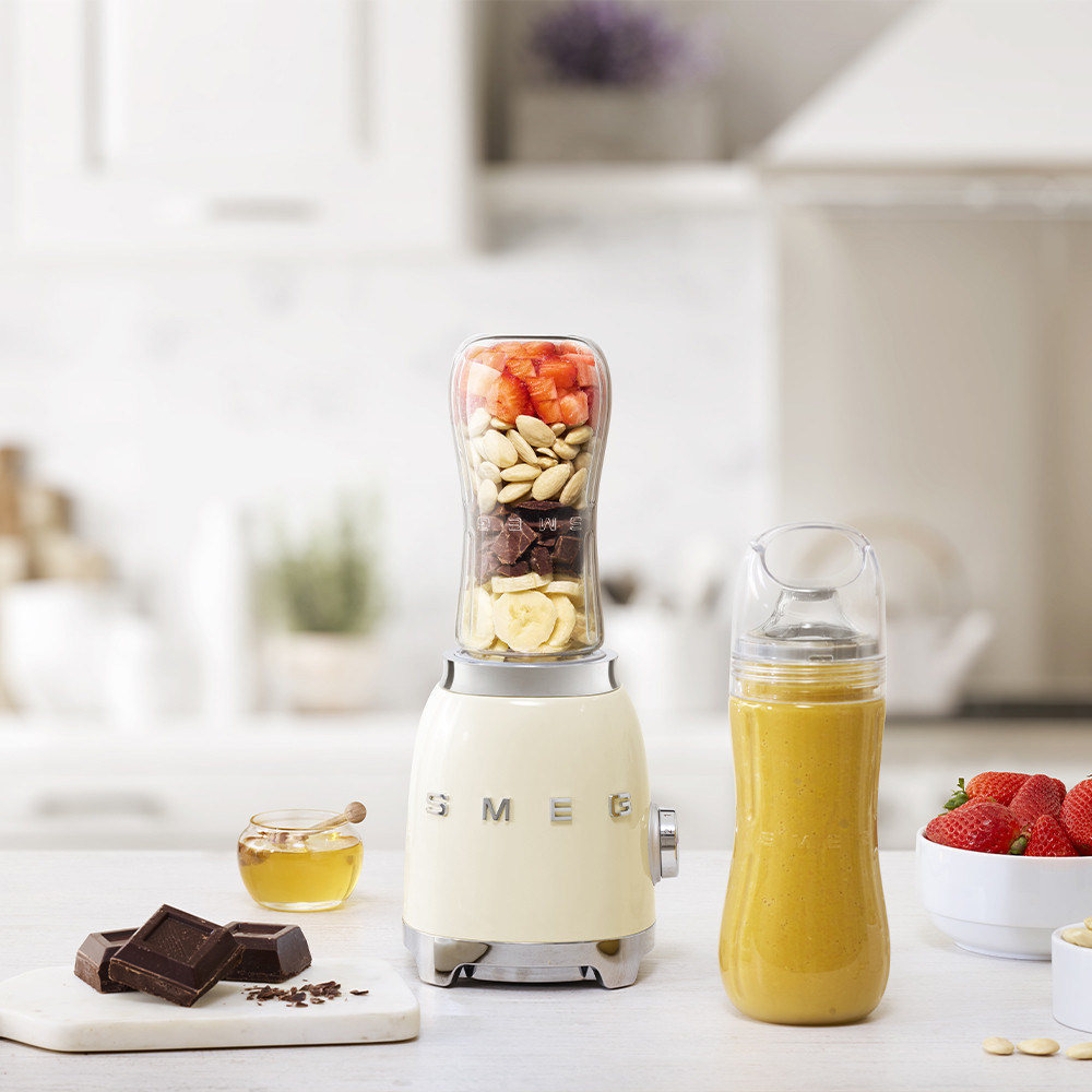 Smeg PBF01CREU Crema Frullatore Multifunzione 300W - immagine 5