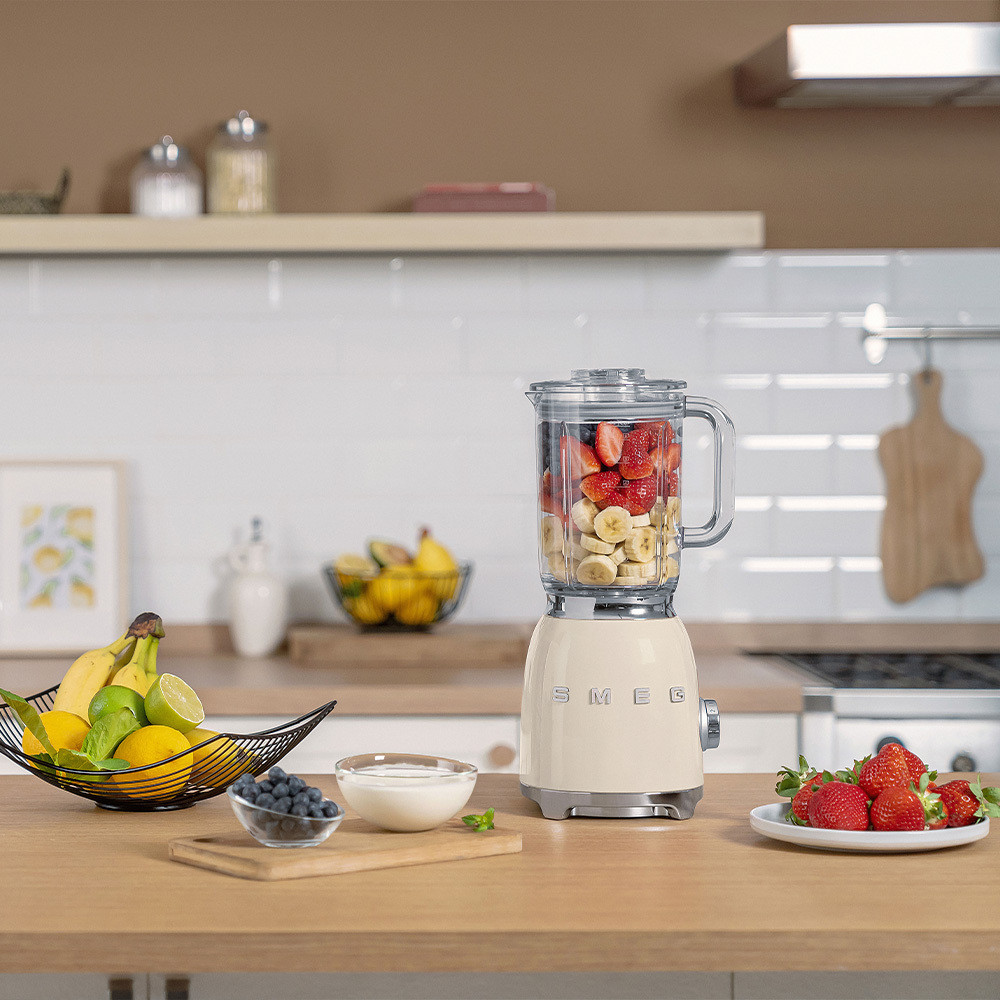 Smeg BLF03CREU Frullatore Titan Renew Crema 800W 4 Velocita - immagine 6
