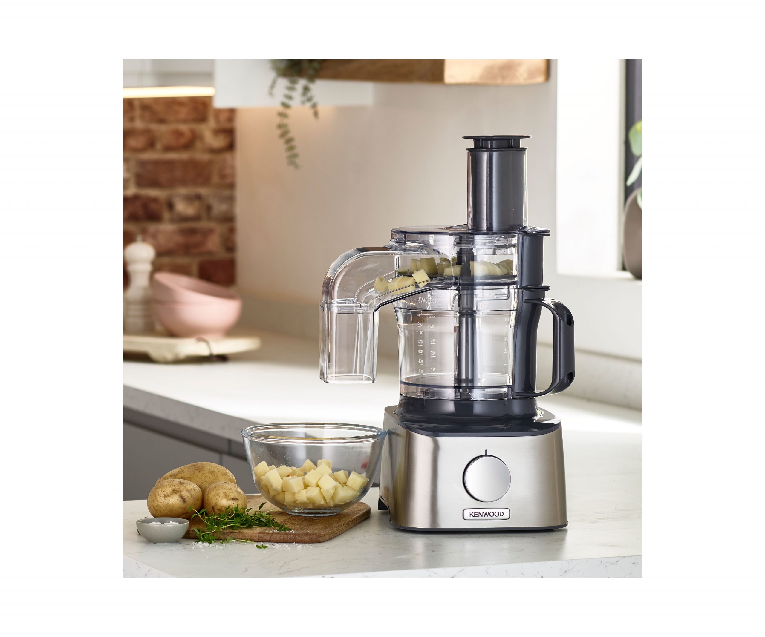 Kenwood FDM304SS Multipro Compact Robot Cucina 800W 2 Velocita Pulse 2.1L - immagine 3