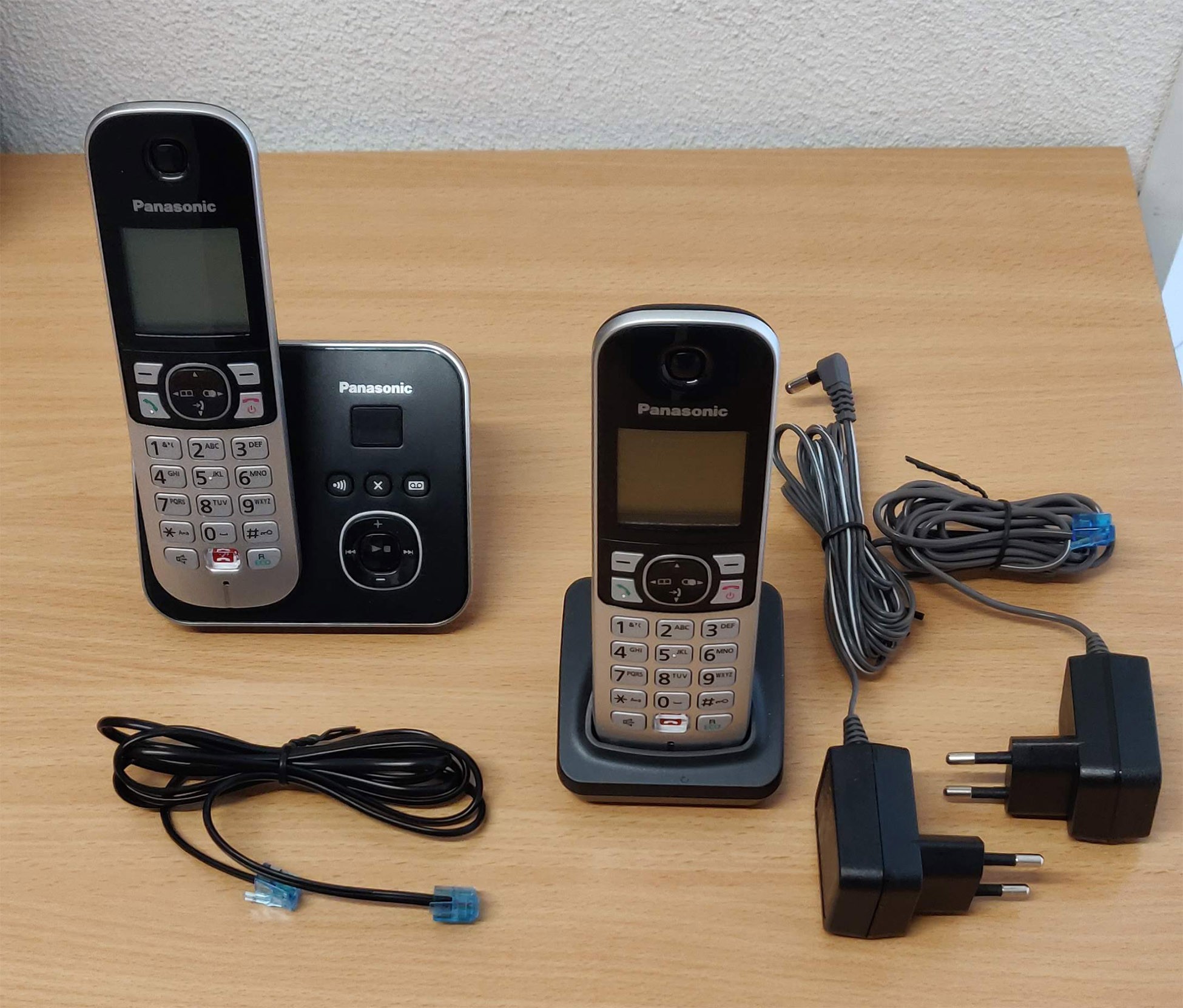 Panasonic KX-TG6862JTB Cordless Duo con Segreteria e Vivavoce - immagine 3
