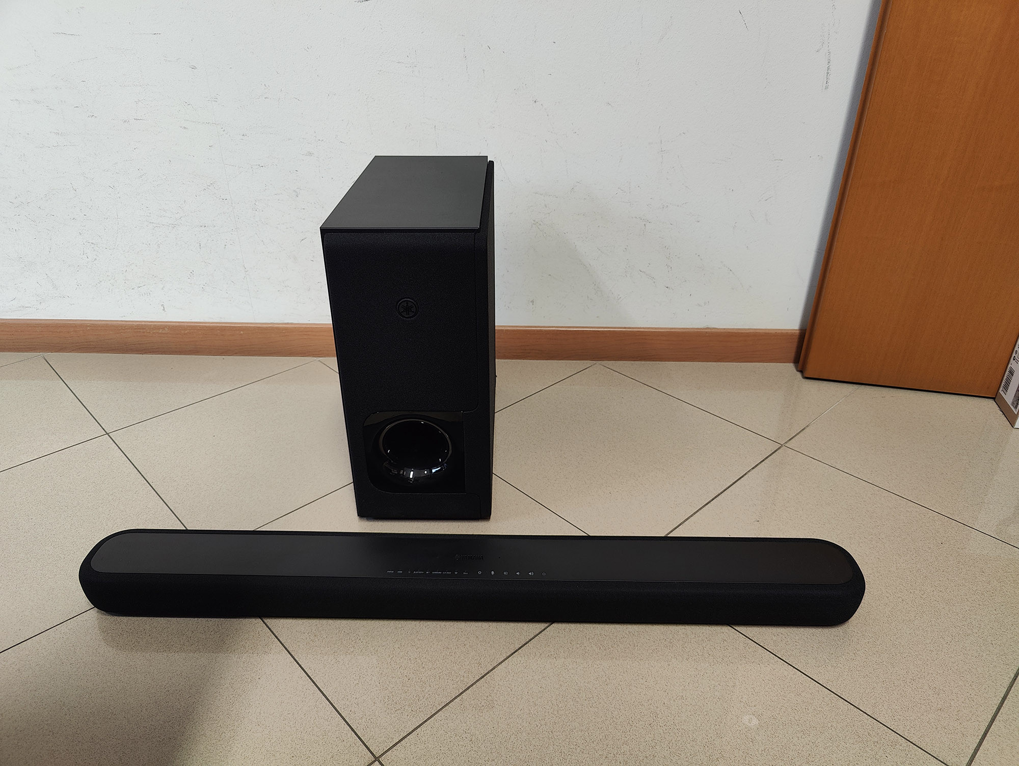 Yamaha YAS-209 Soundbar con Subwoofer Wireless 200W con Controllo Vocale - immagine 2