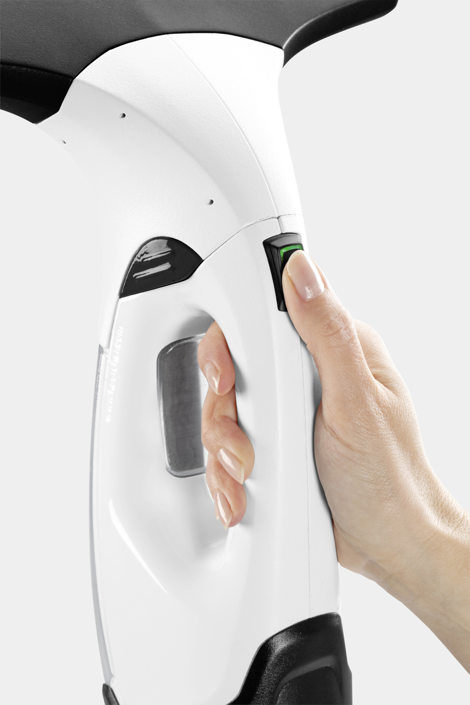 Karcher WV2 Plus N Bianco Lavavetri 100ML Ricaricabile - immagine 3