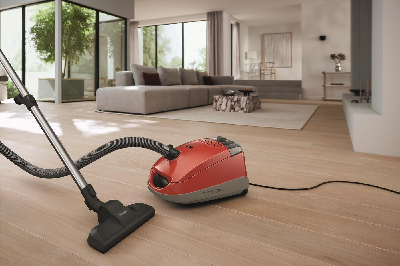 Miele Guard S1 Junior Rosso Terra Aspirapolvere con Sacco 890W 3.5LT - immagine 4