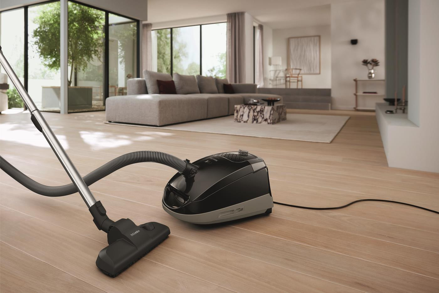 Miele Guard S1 Nero Ossidiana Aspirapolvere con Sacco 890W 3.5LT - immagine 4