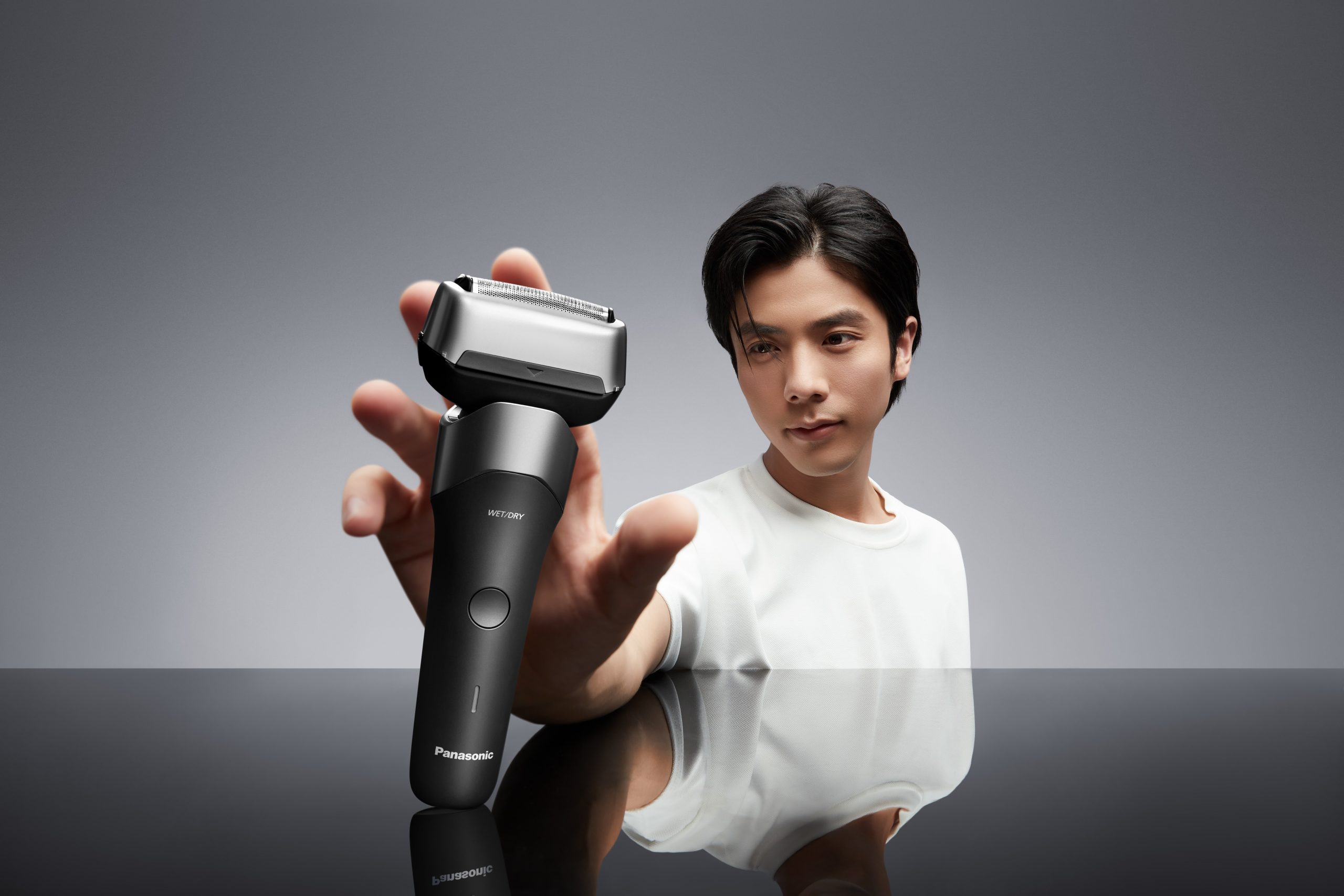 Panasonic ESRM3FXK503 Rasoio Ricaricabile Wet Dry - immagine 6