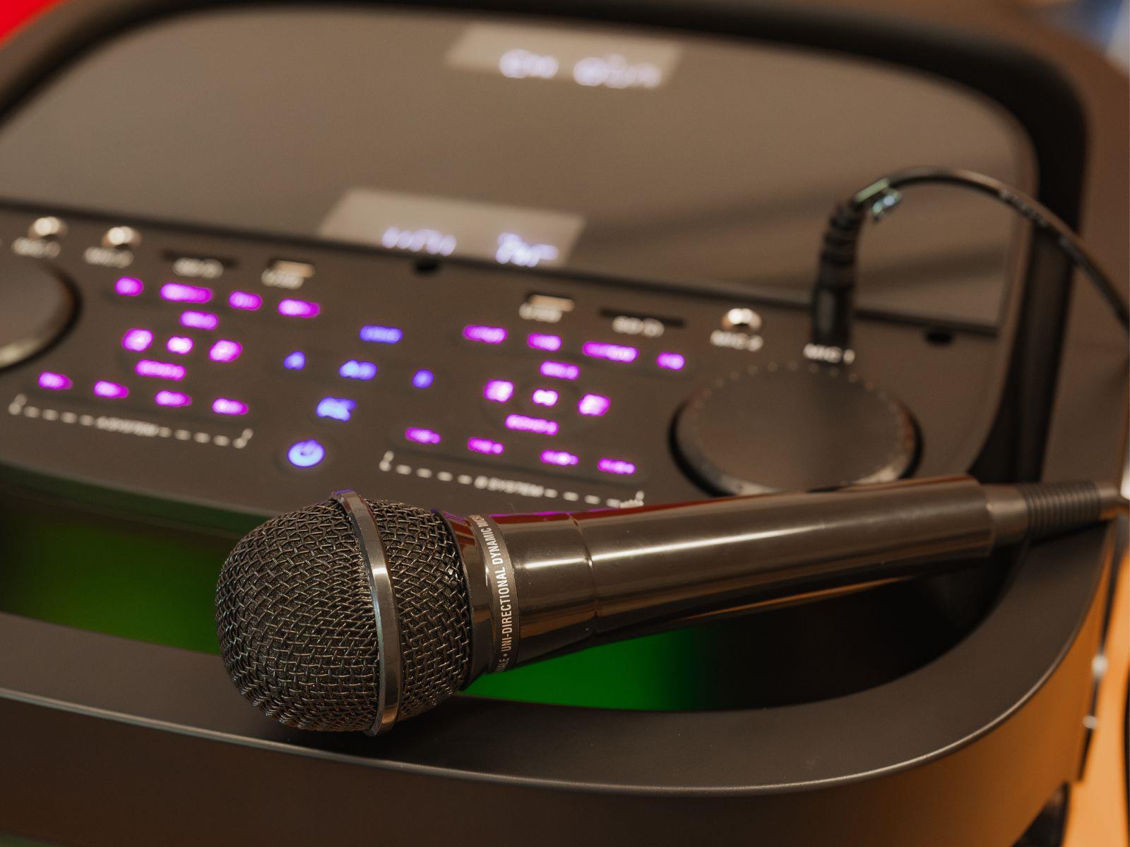 TREVI 0X440000 ALTOP. AMPLIF. KARAOKE 500W+AW XF4400DJ ALTOPARLANTI WIRELESS - immagine 6