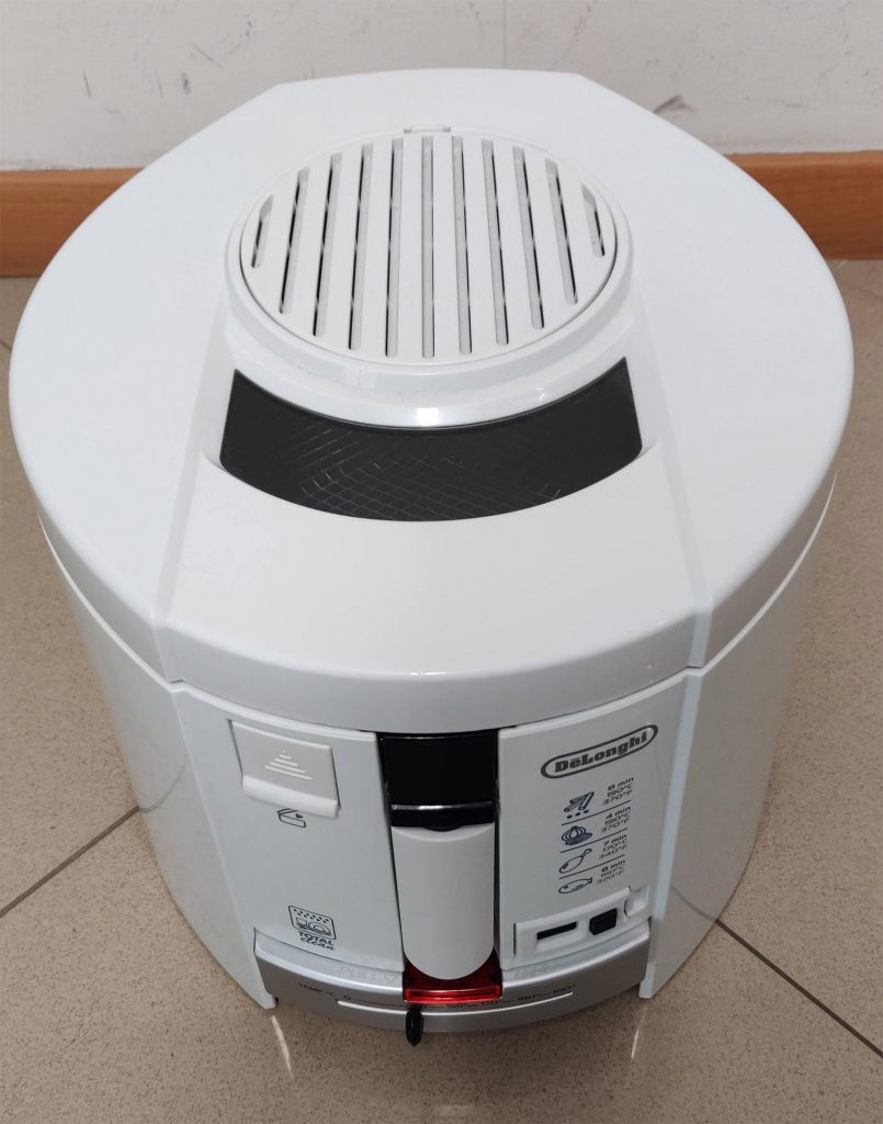 De Longhi F26237 Friggitrice Capacità 1 Kg con Pareti Cool Touch