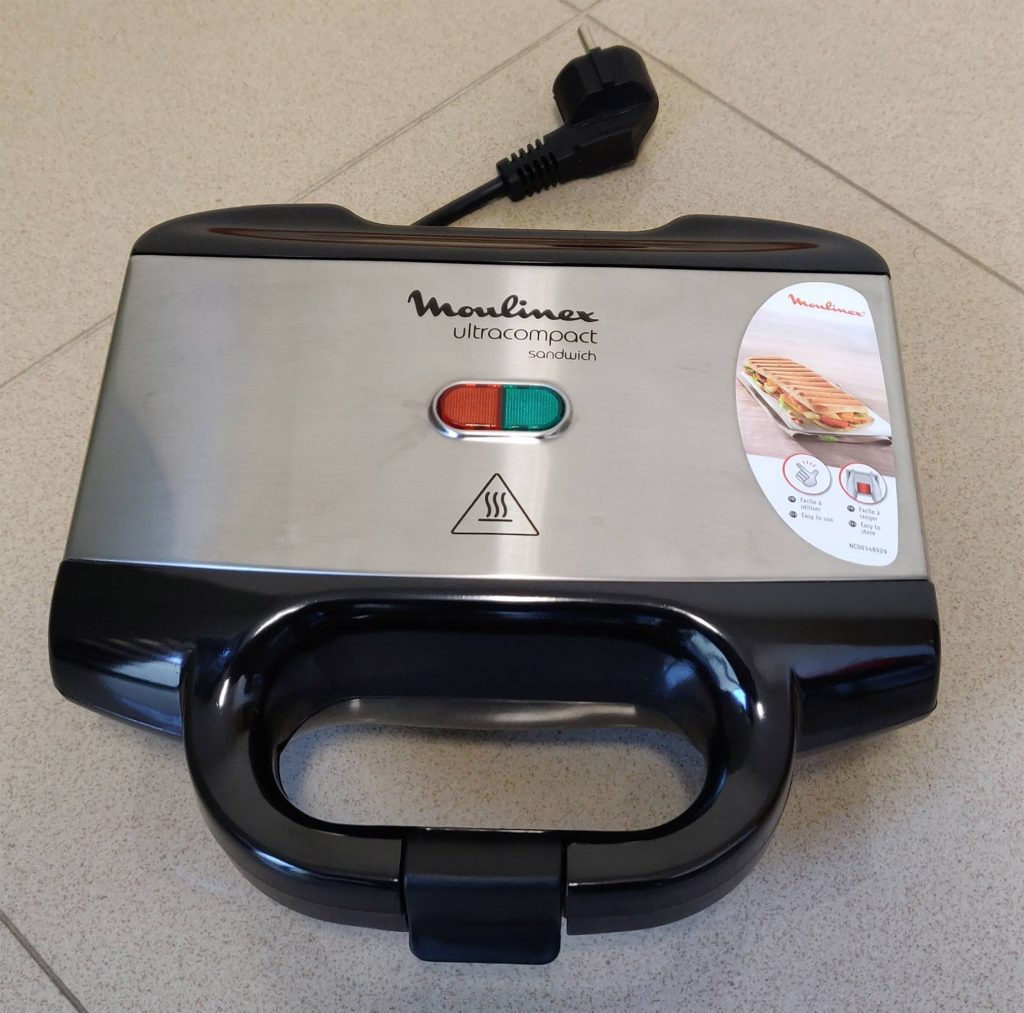 Moulinex Ultracompact SM156D Piastra per Sandwich 700W
