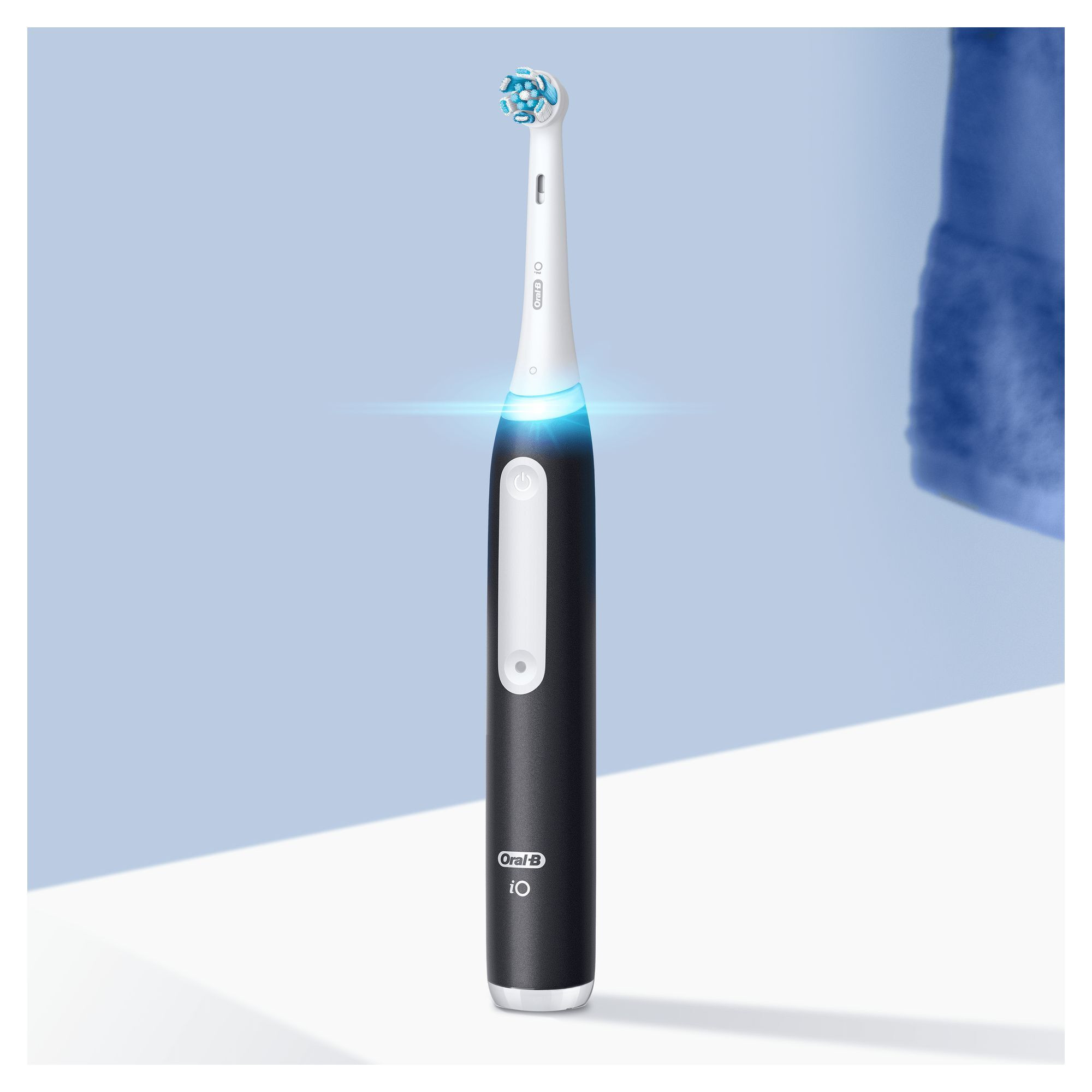 Oral-B iO Serie 3 Nero Spazzolino Elettrico con Sensore Pressione Intelligente - immagine 2