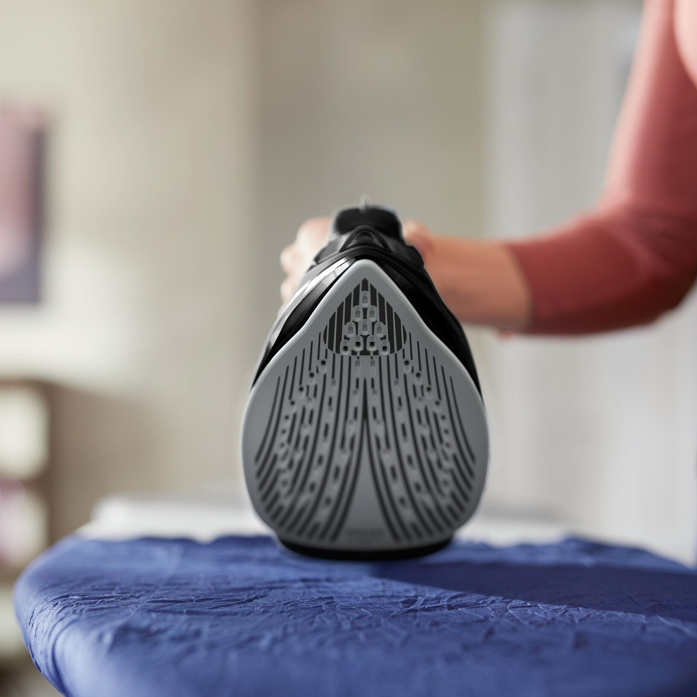 Philips Steam Iron DST5040 Nero Ferro a Vapore 2600W Piastra SteamGlide Plus - Image 8